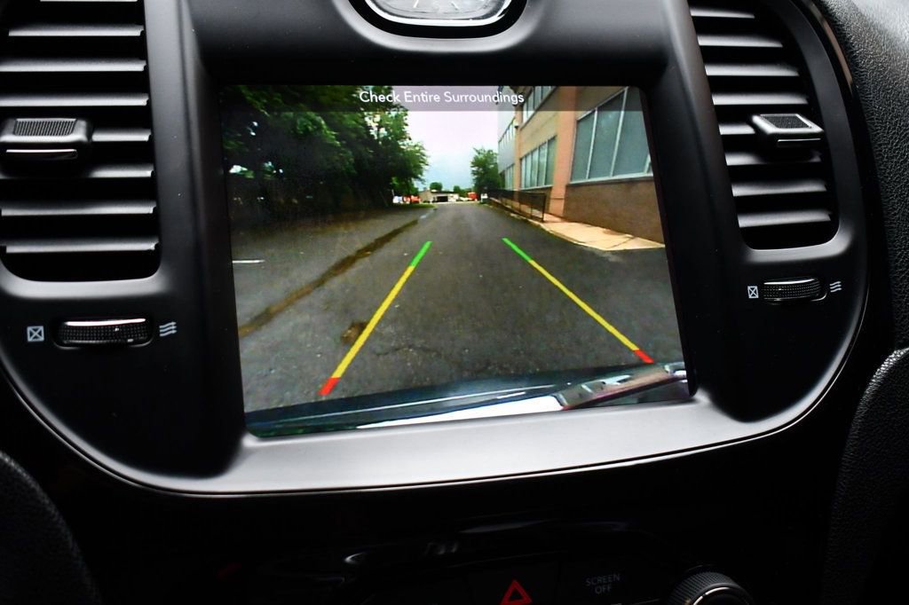 Used 2019 Chrysler 300 S image 48