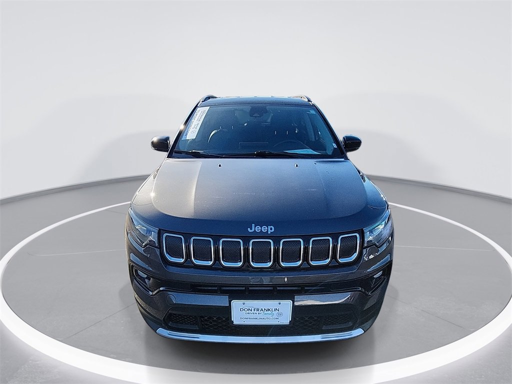 Used 2022 Jeep Compass Limited image 3