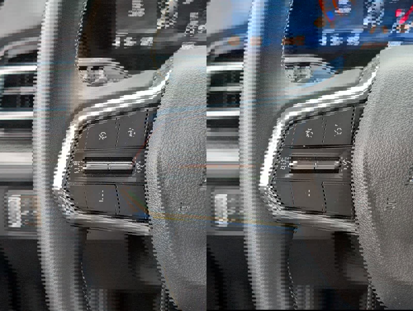 Certified 2024 Chevrolet Traverse LT image 21