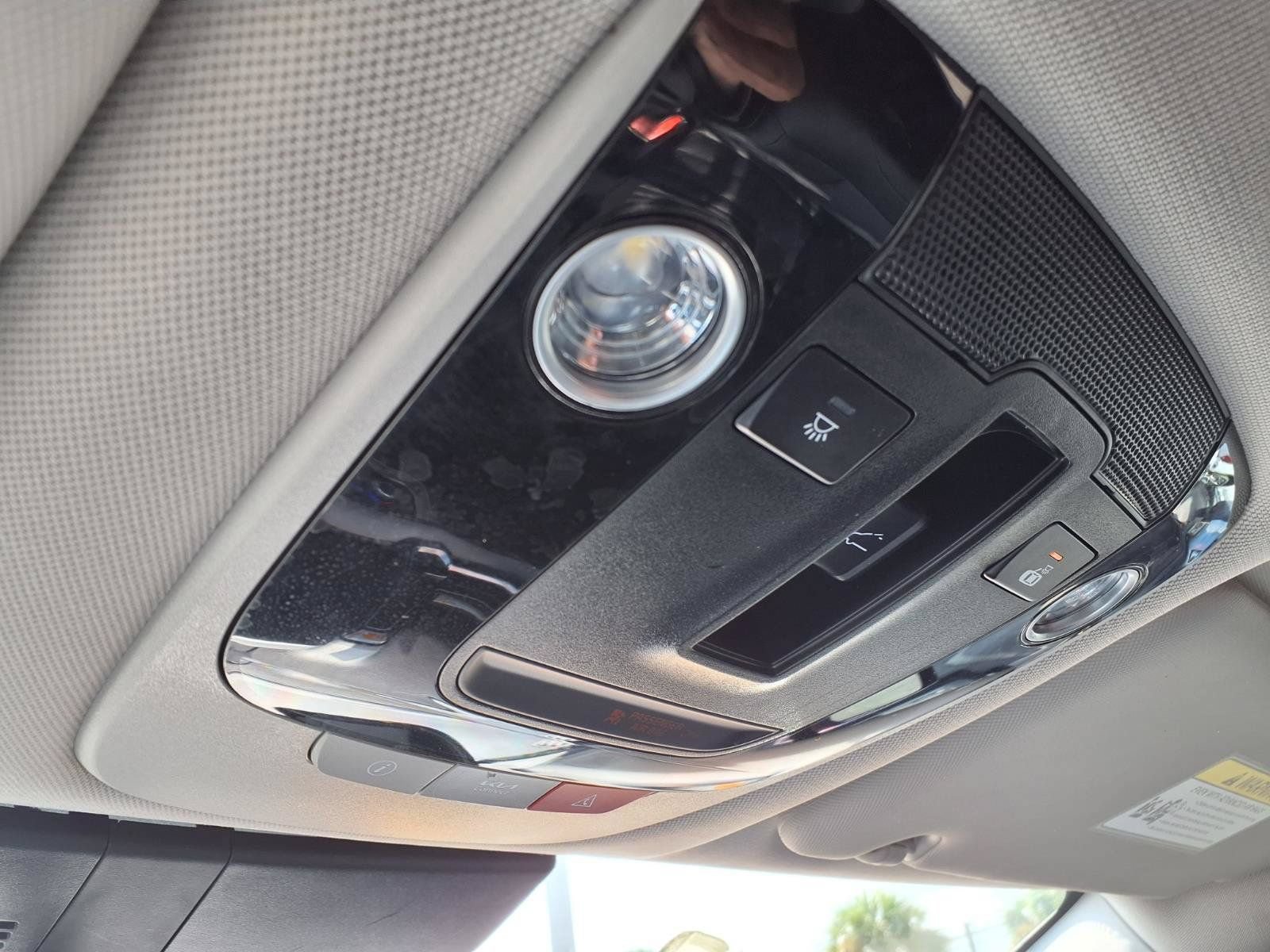 Used 2023 Kia Sportage SX FWD image 18