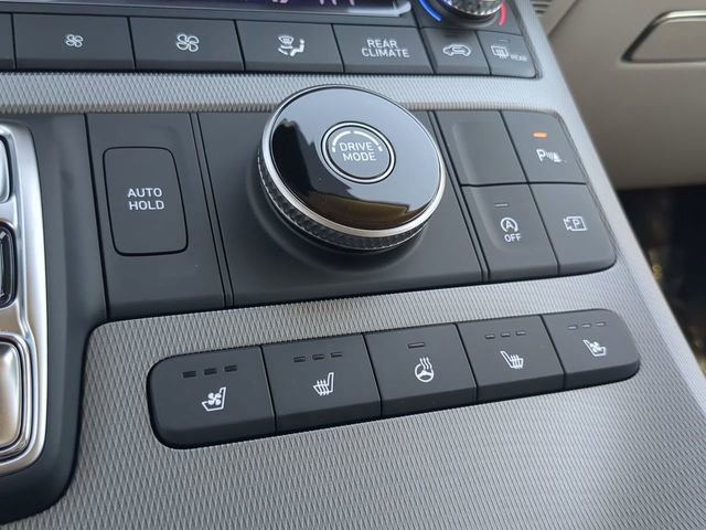 New 2025 Hyundai Palisade Limited image 2