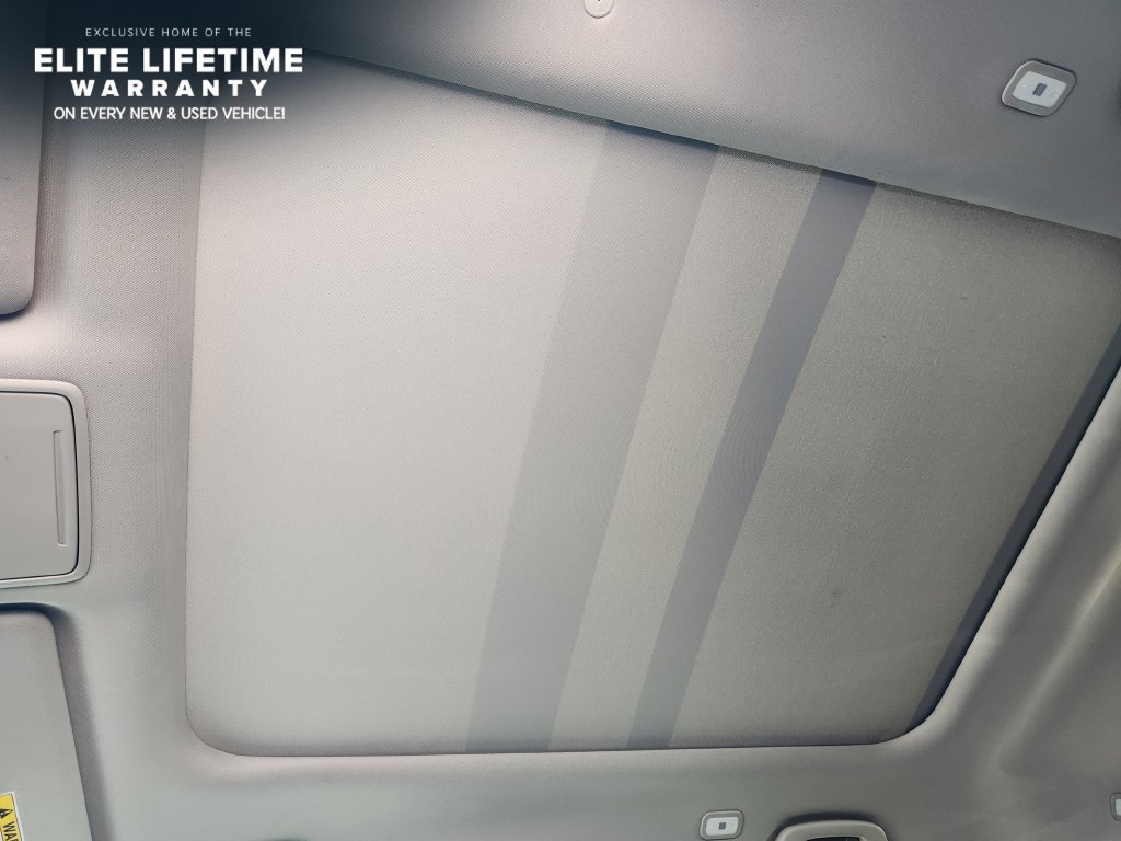 Used 2024 Honda Pilot Elite image 24