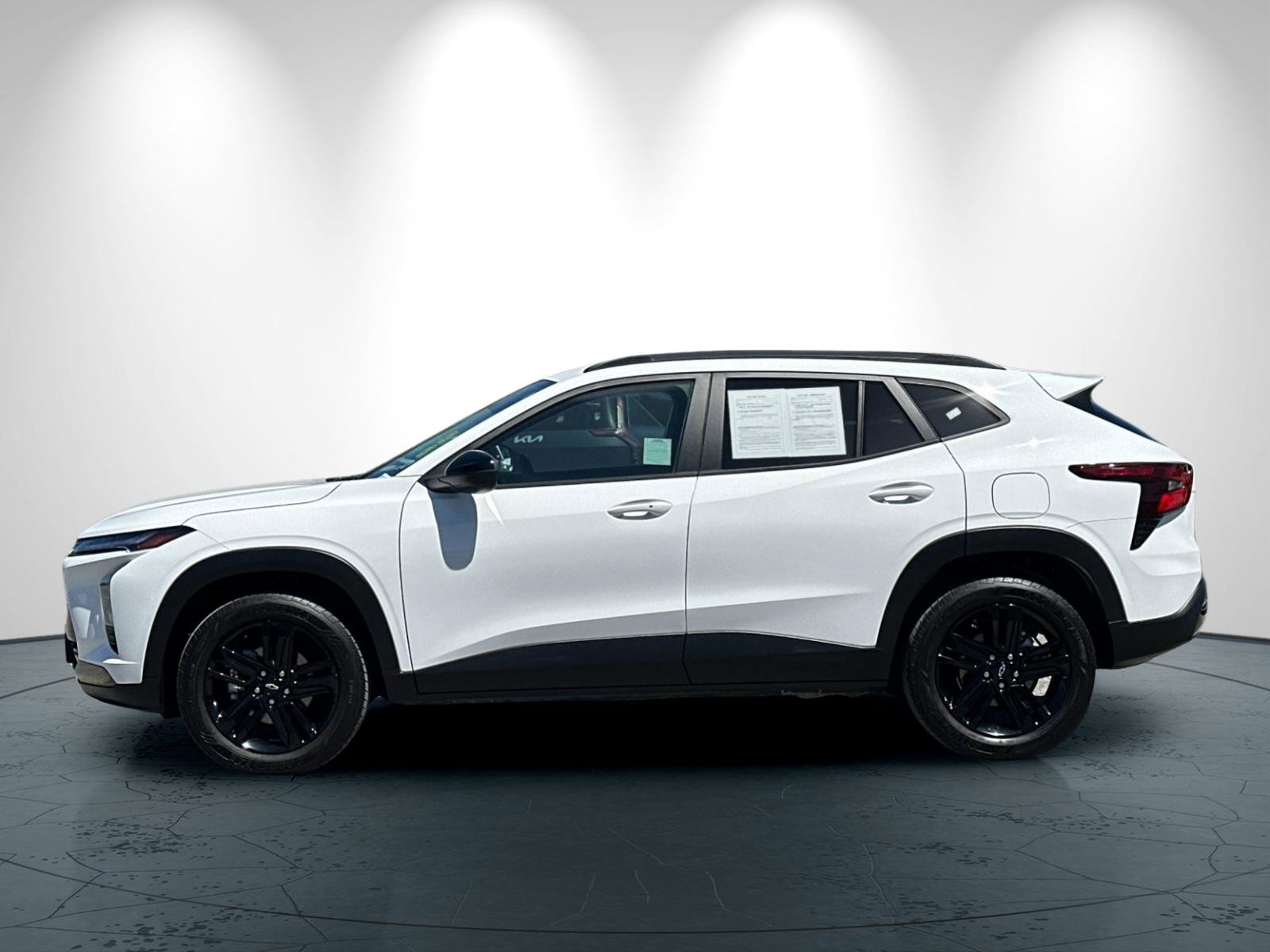 Used 2024 Chevrolet Trax ACTIV w/ Driver Confidence Package image 7