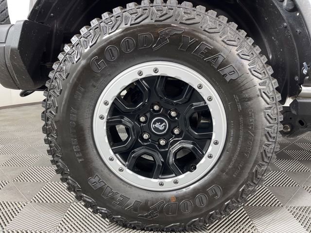 Used 2022 Ford Bronco Badlands image 16
