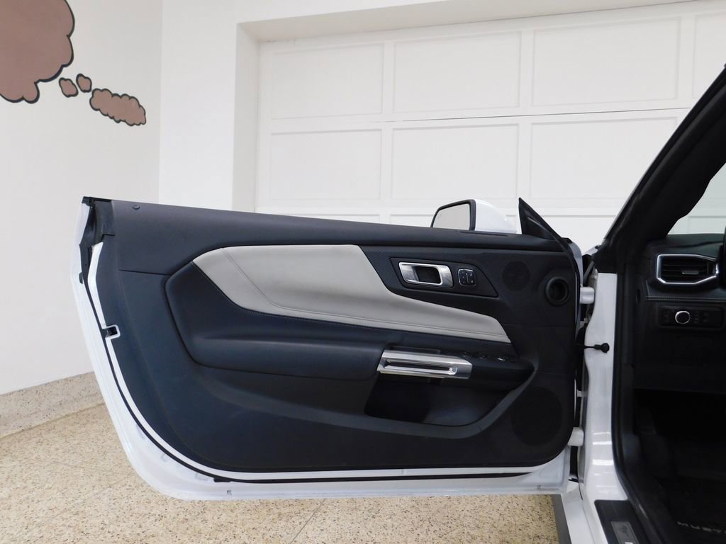 Used 2025 Ford Mustang GT Premium RWD image 36