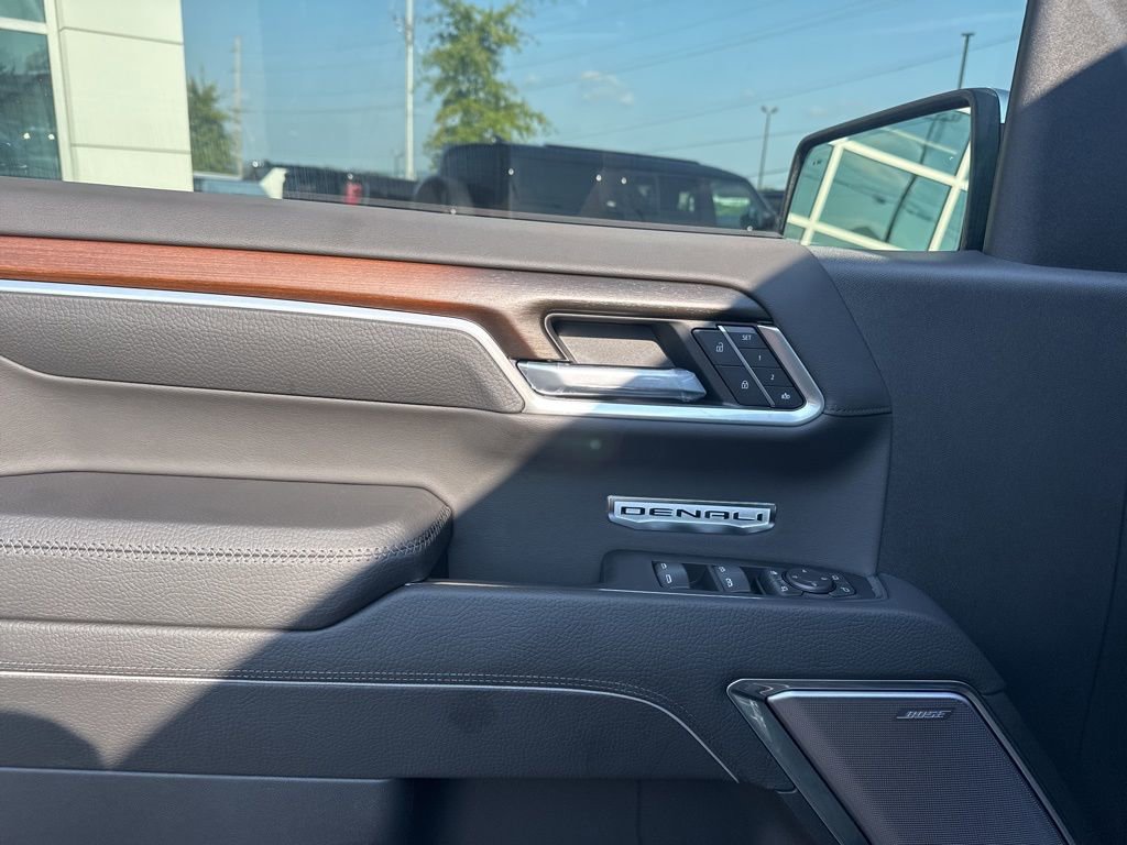 New 2026 GMC Sierra 1500 Denali w/ Denali Reserve Package image 11
