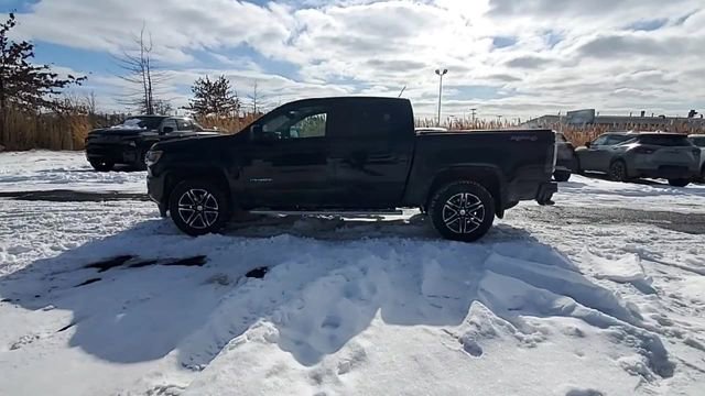Used 2019 Chevrolet Colorado W/T w/ Custom Special Edition image 5