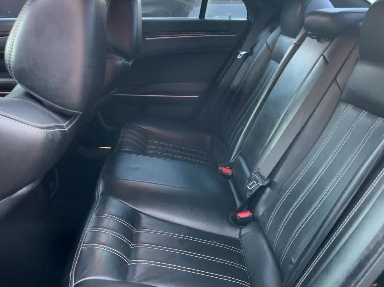 Used 2021 Chrysler 300 S RWD image 4