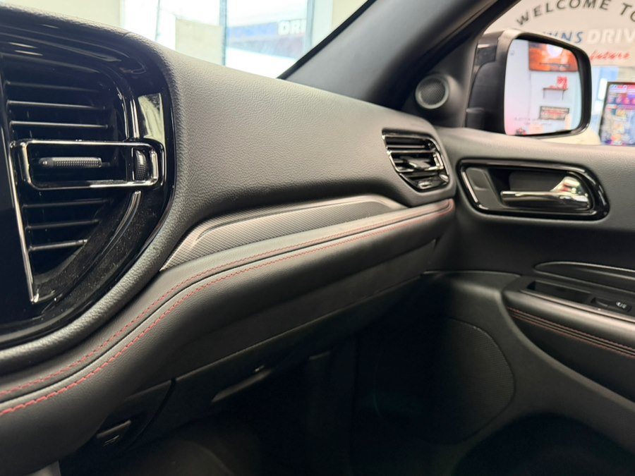 Used 2025 Dodge Durango GT AWD/4WD image 57