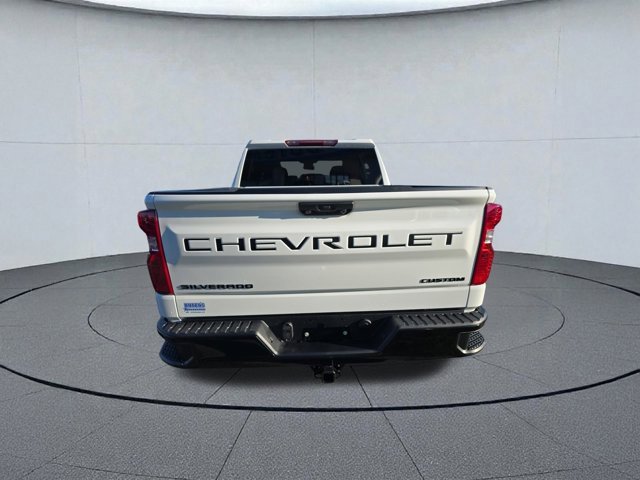 New 2026 Chevrolet Silverado 1500 Custom Trail Boss w/ Turbomax Blackout Package image 4