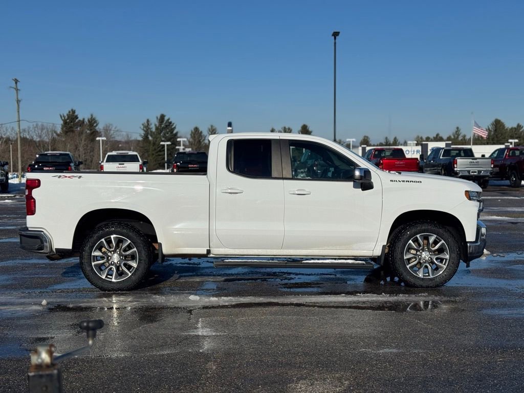 Used 2022 Chevrolet Silverado 1500 LT w/ Bed Protection Package image 9
