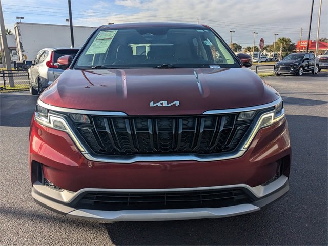 Used 2022 Kia Carnival LX image 8