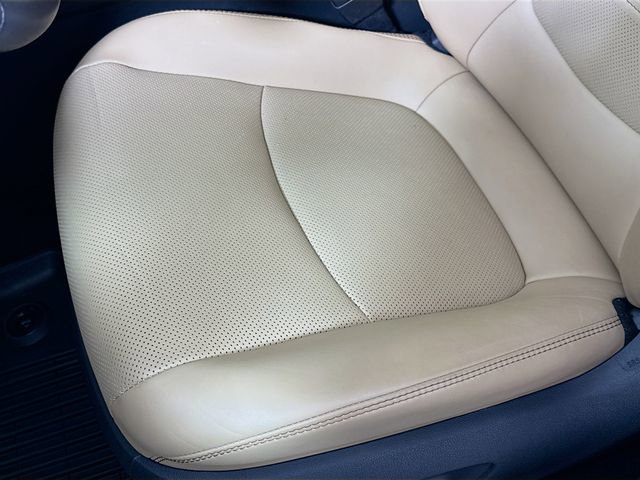 Used 2023 Toyota RAV4 Limited image 20