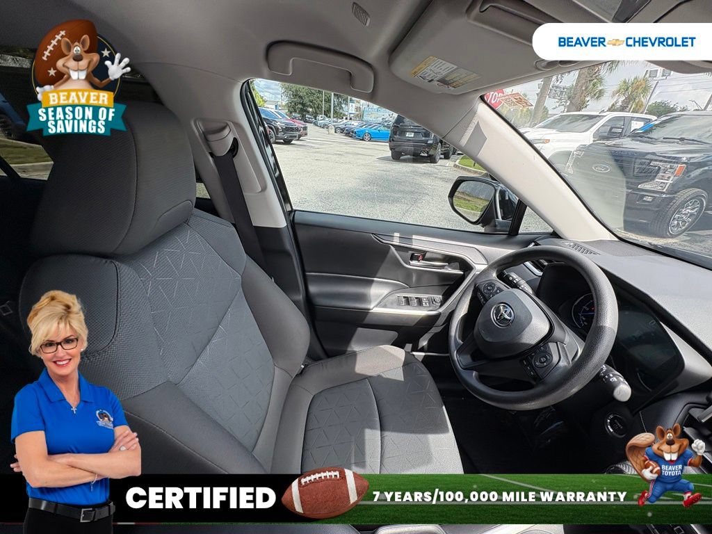 Used 2024 Toyota RAV4 AWD Hybrid image 31