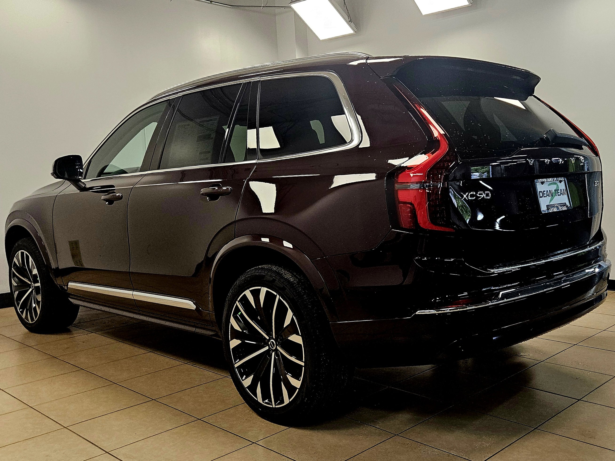 New 2026 Volvo XC90 B5 Core w/ Protection Package Premier image 6