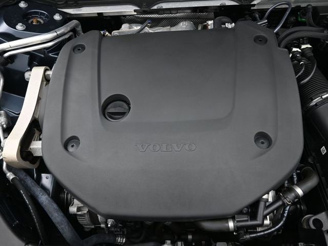 Used 2023 Volvo XC90 B6 Core w/ Climate Package image 33