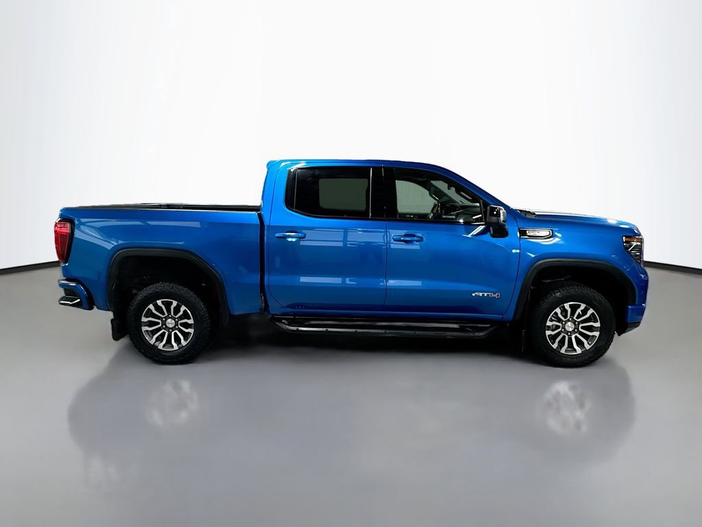Used 2022 GMC Sierra 1500 AT4 w/ Technology Package AWD/4WD image 5