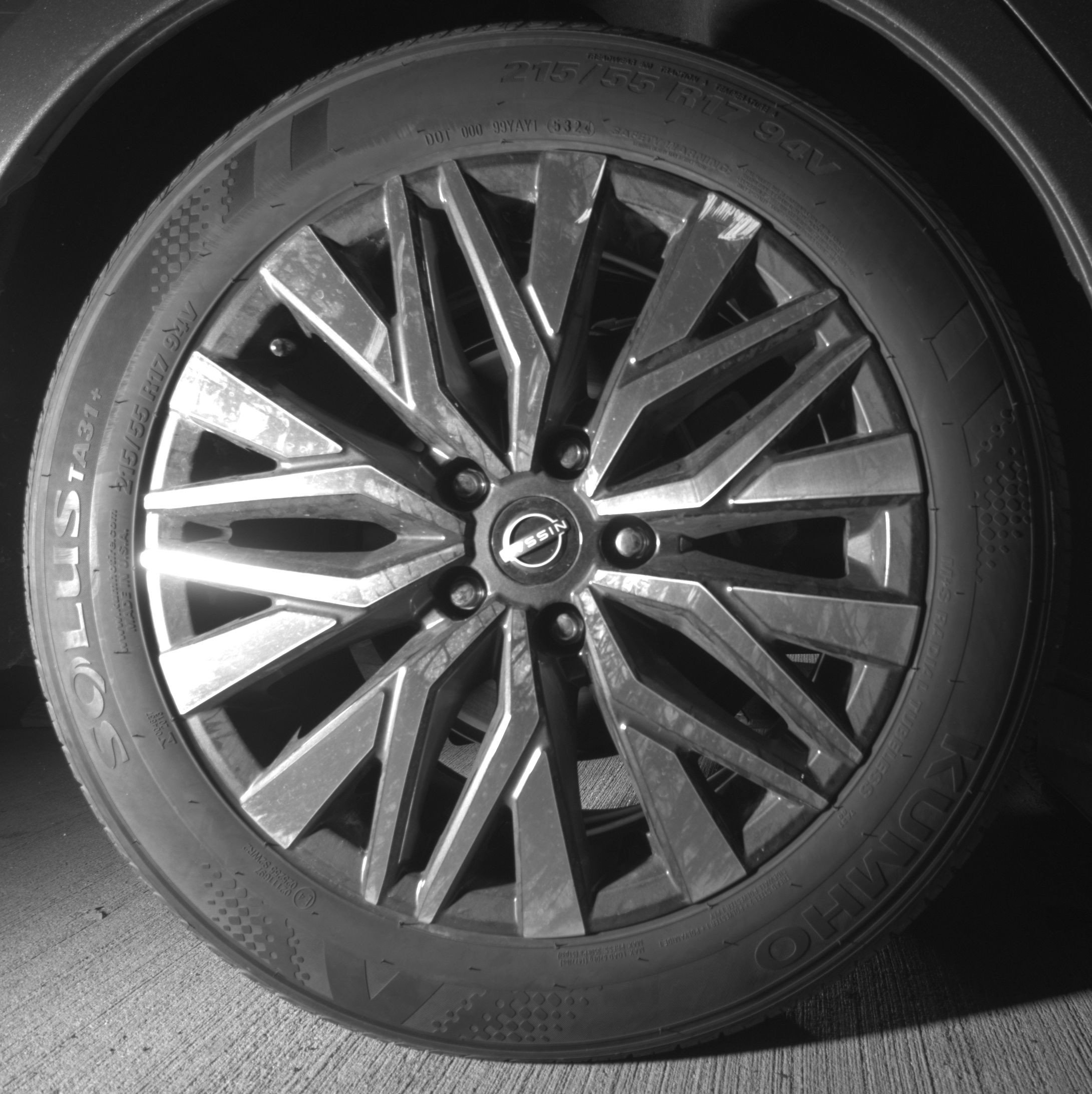 Used 2025 Nissan Altima 2.5 SV FWD image 15