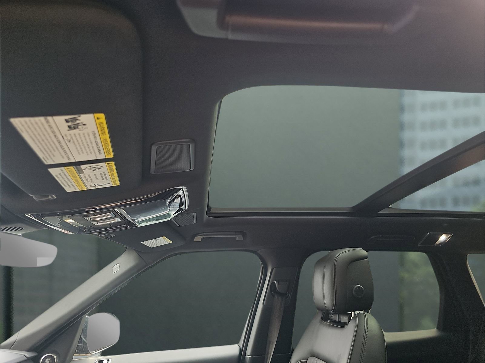 Used 2022 Land Rover Range Rover Sport HST image 7