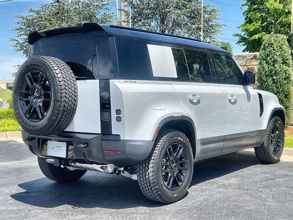 New 2026 Land Rover Defender 110 S AWD/4WD image 5