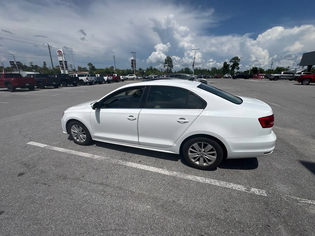 Used 2015 Volkswagen Jetta TDI SE FWD image 20