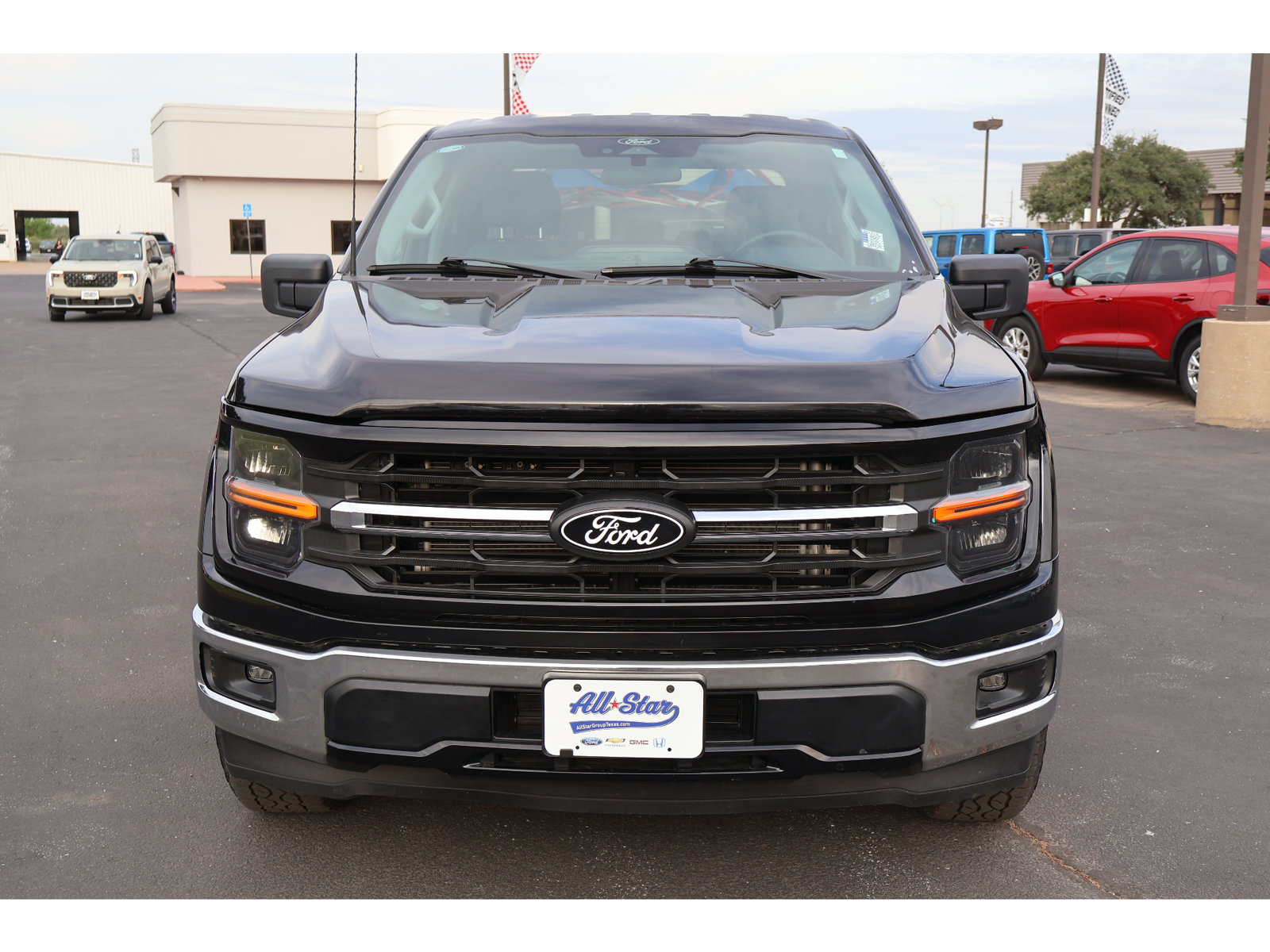 Used 2025 Ford F150 XLT w/ Equipment Group 301A Standard AWD/4WD image 10
