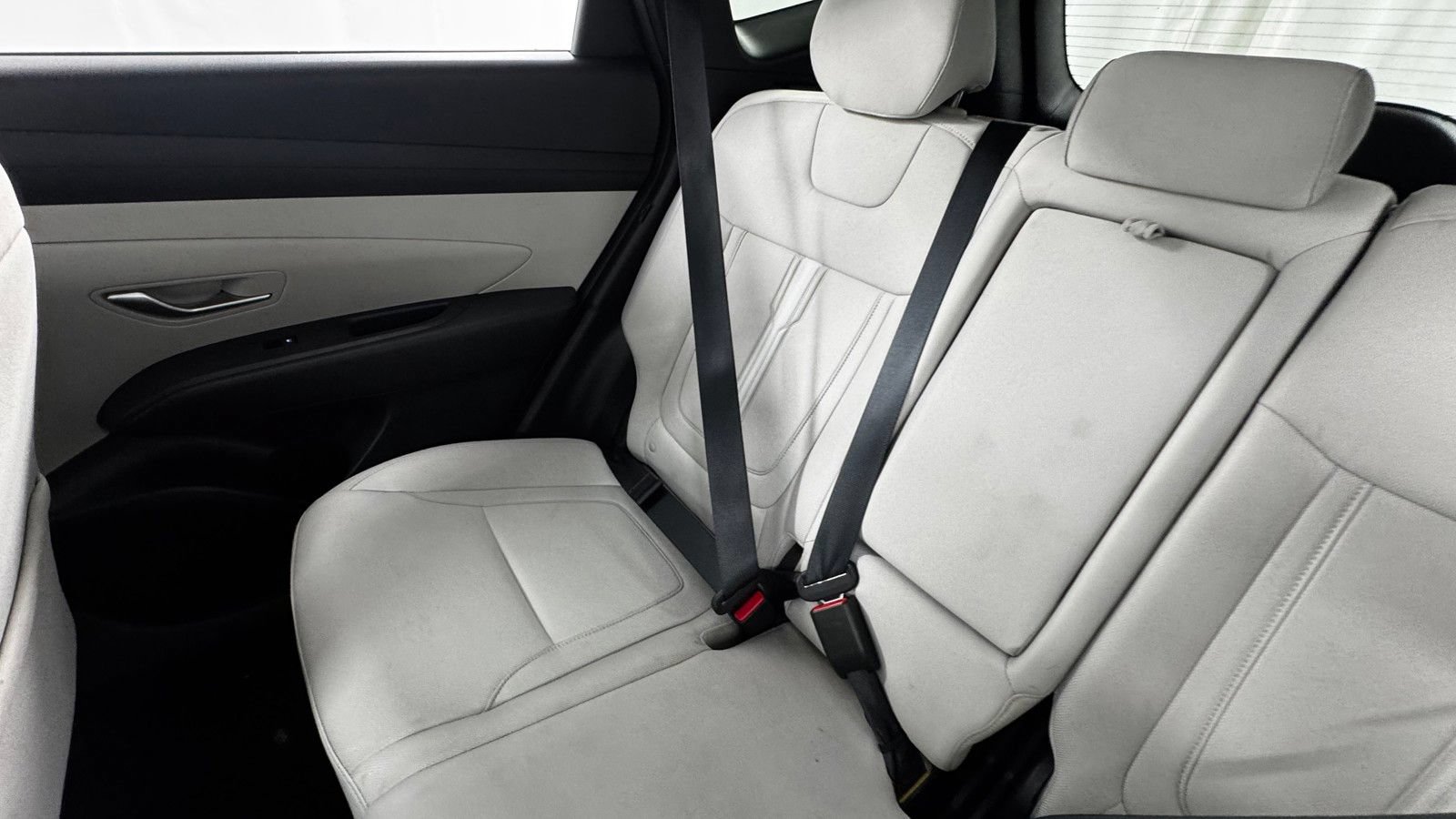 Used 2025 Hyundai Tucson SEL AWD/4WD image 14