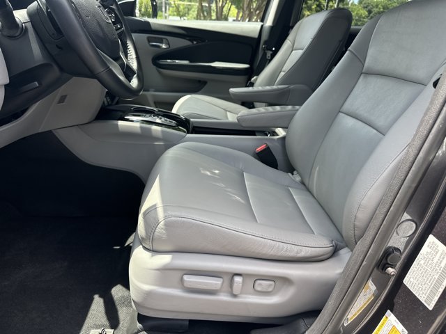 Used 2022 Honda Pilot Touring image 10