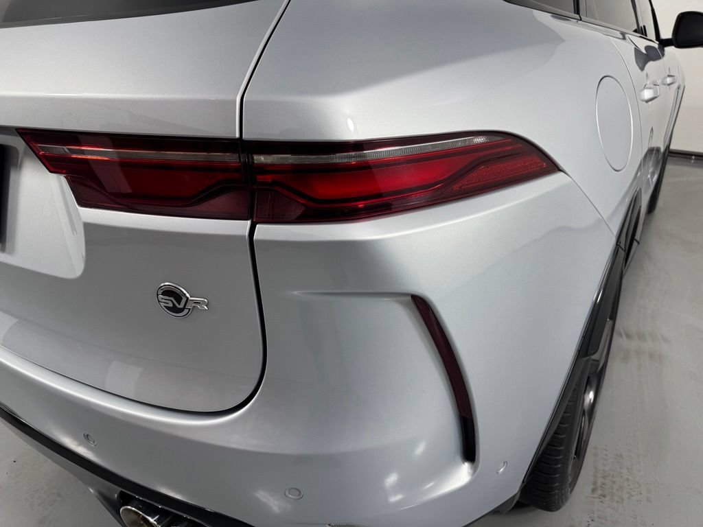 Used 2023 Jaguar F-PACE SVR AWD/4WD image 7