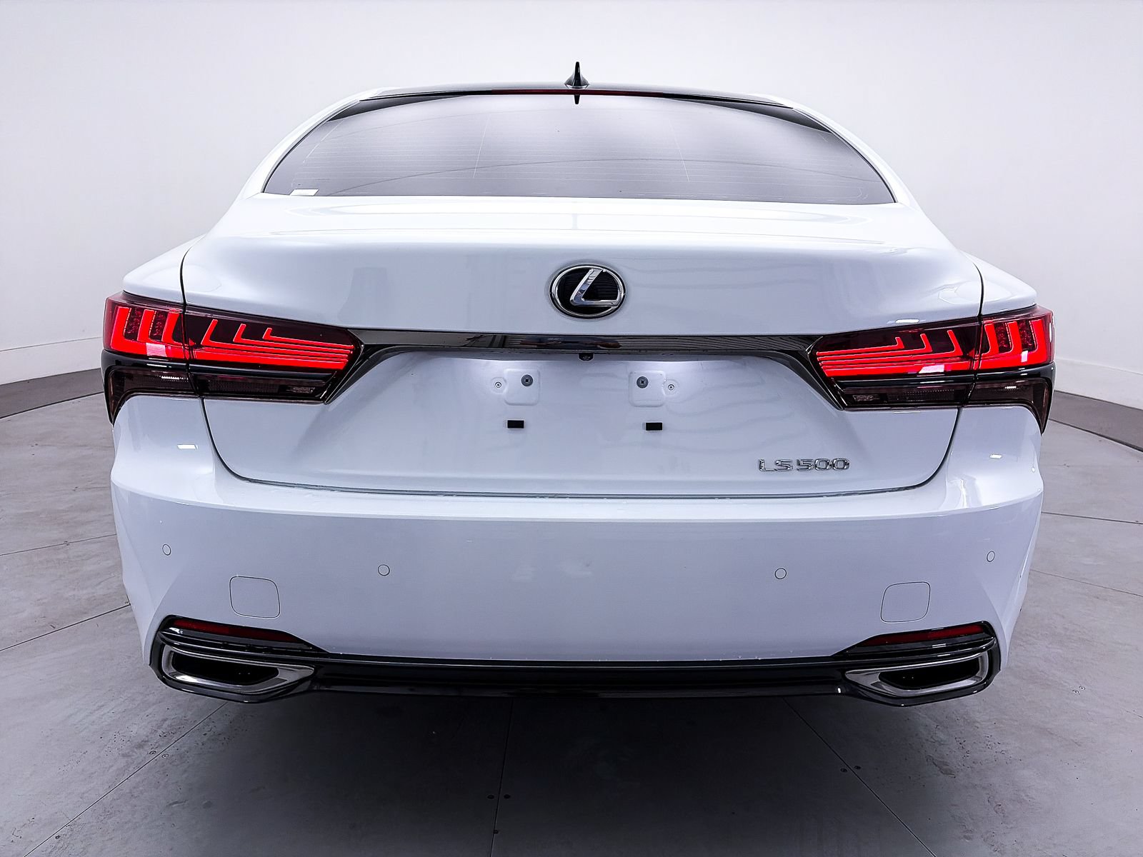 Used 2023 Lexus LS 500 F Sport w/ Cold Weather Package (CK) RWD image 16