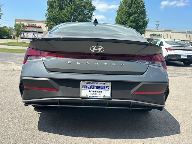 New 2026 Hyundai Elantra SEL Sport FWD image 6