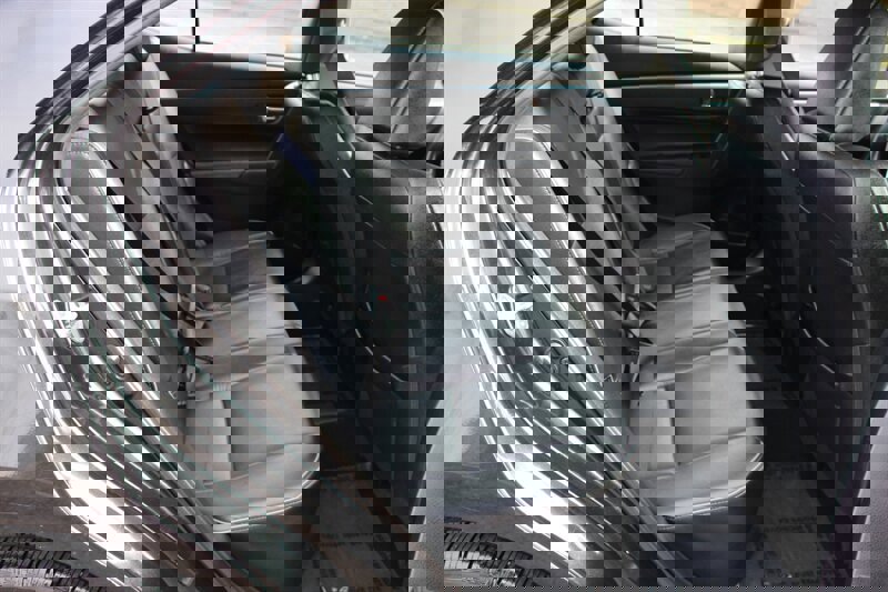 Used 2015 Toyota Corolla S Premium FWD image 15