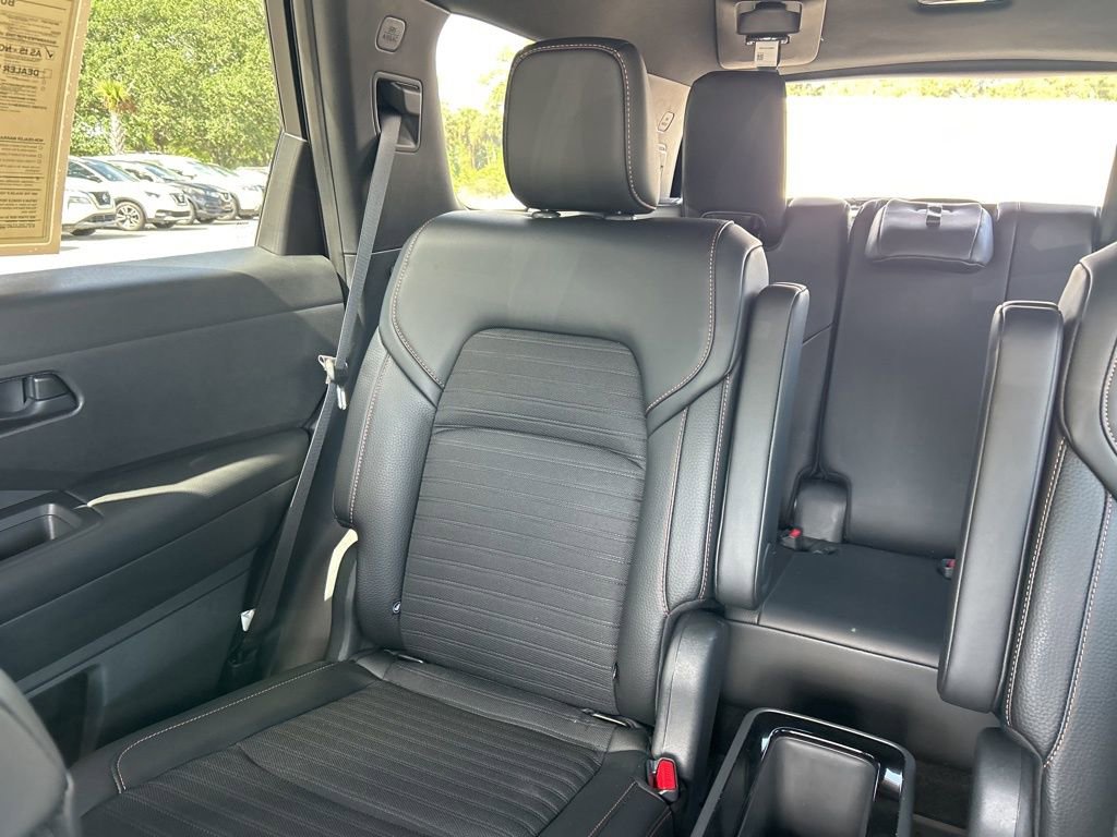 Certified 2023 Nissan Pathfinder Rock Creek image 14