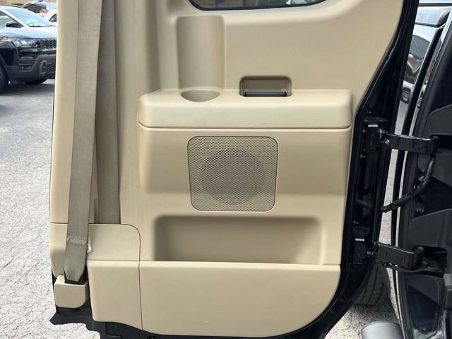 Used 2014 Nissan Titan SV w/ SV Value Truck Package AWD/4WD image 21