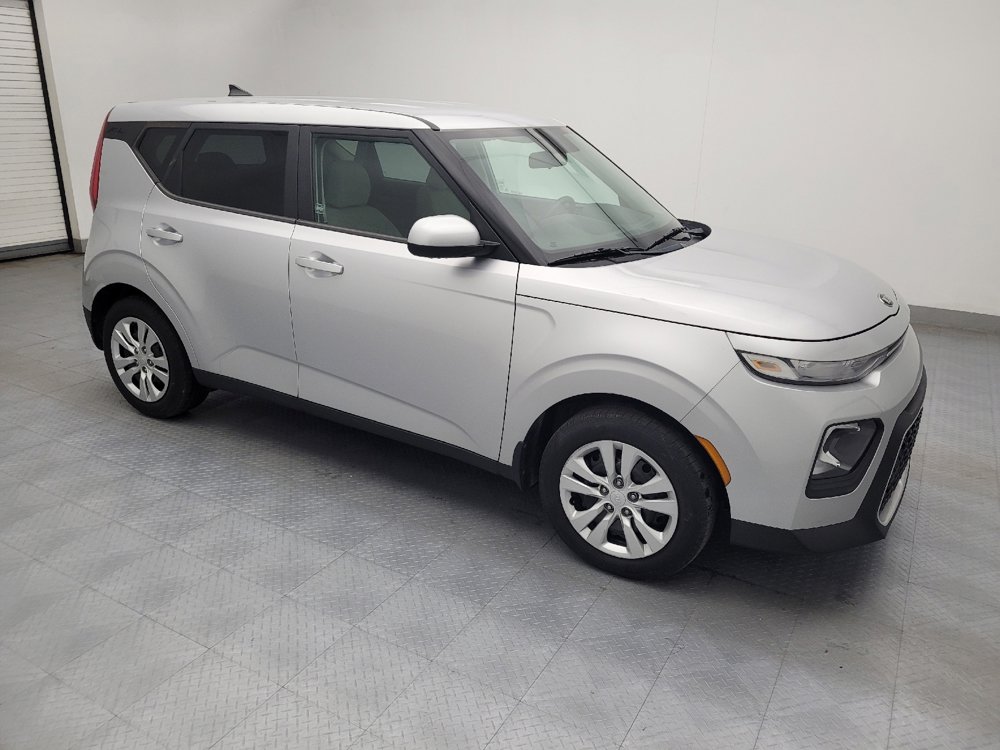 Used 2020 Kia Soul LX image 11