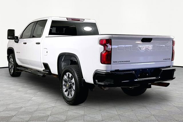 Used 2023 Chevrolet Silverado 2500 Custom w/ Custom Convenience Package AWD/4WD image 4