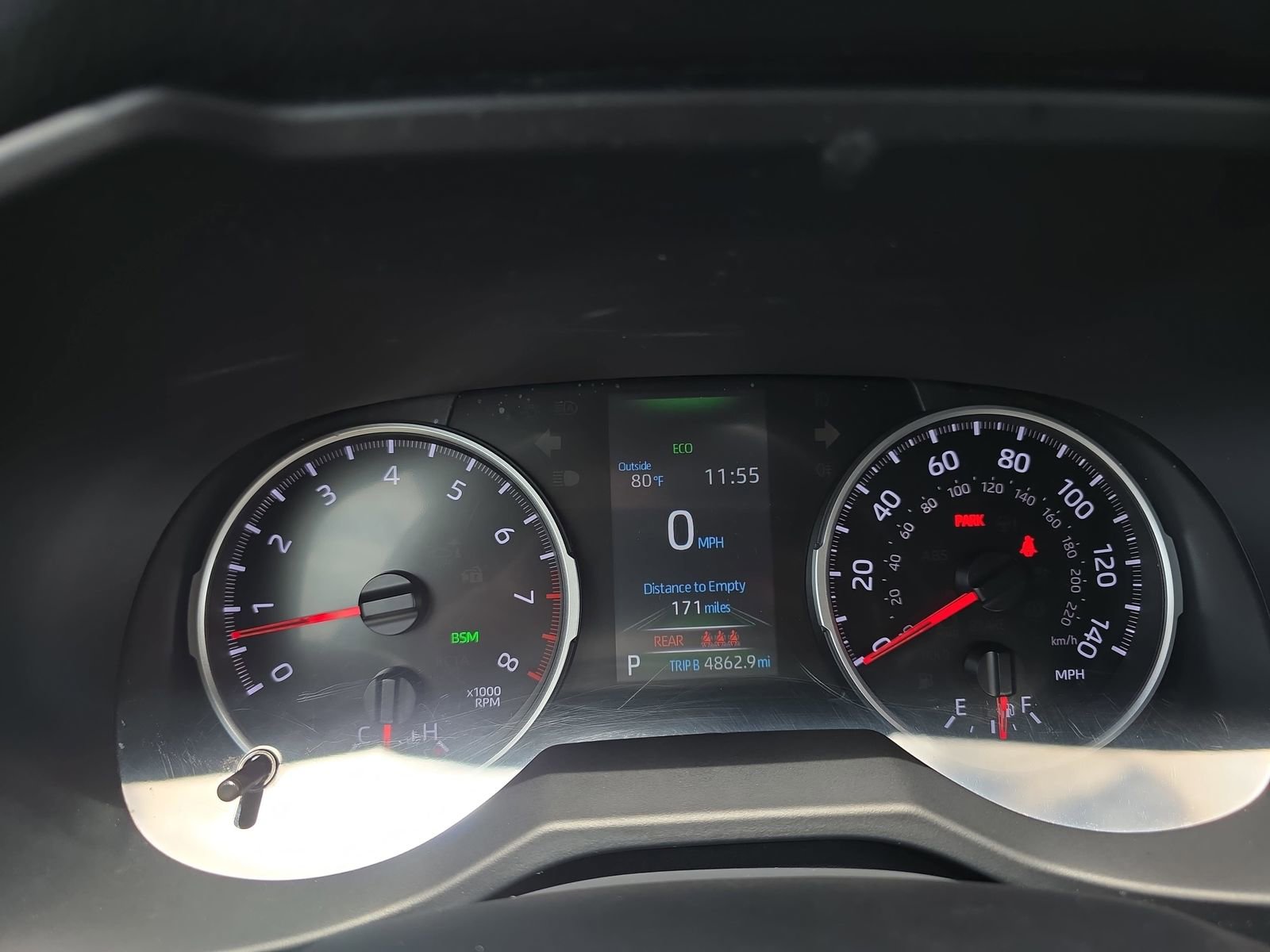 Used 2022 Toyota RAV4 XLE w/ Convenience Package FWD image 19