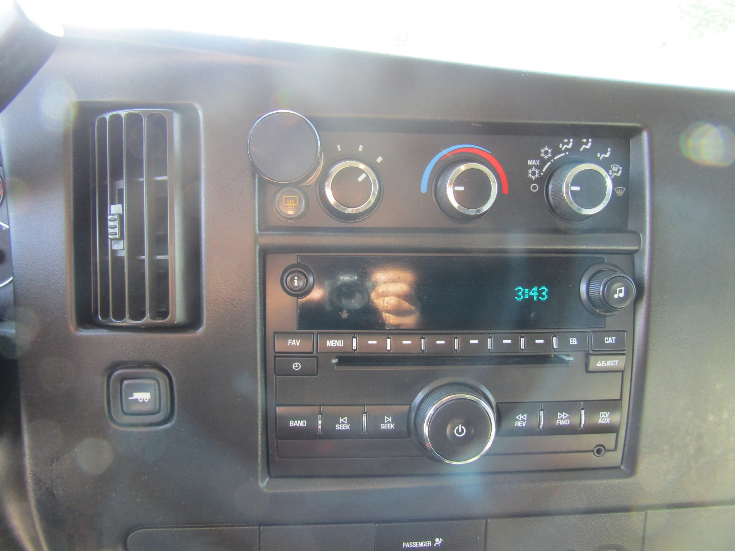 Used 2012 Chevrolet Express 3500 LT w/ LT Preferred Equipment Group RWD image 27