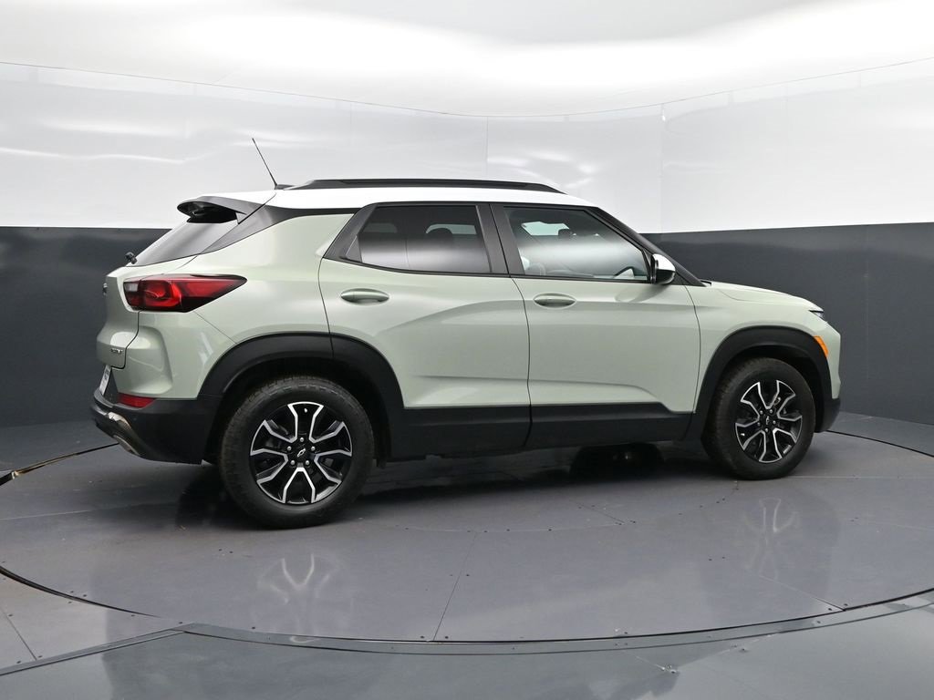 Used 2025 Chevrolet TrailBlazer ACTIV w/ Convenience Package image 8