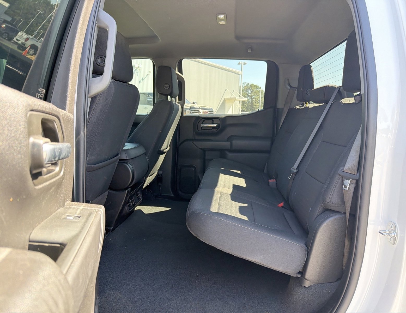 Used 2024 Chevrolet Silverado 1500 Custom Trail Boss w/ Turbomax Blackout Package AWD/4WD image 31