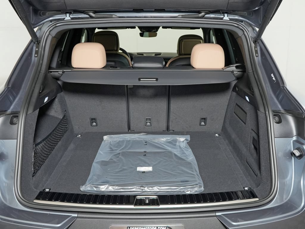 New 2026 Porsche Cayenne AWD/4WD image 40