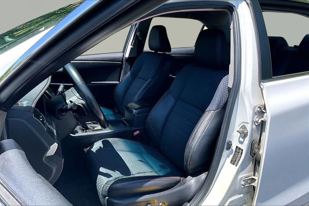 Used 2015 Toyota Camry SE FWD image 15