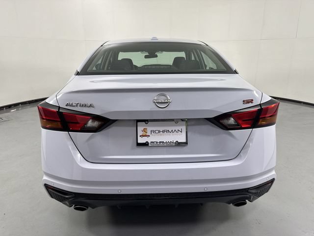 Used 2024 Nissan Altima 2.5 SR FWD image 32