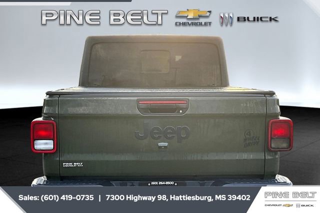 Used 2022 Jeep Gladiator Willys image 4