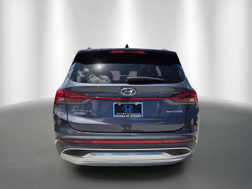 Used 2021 Hyundai Santa Fe SEL Premium w/ Cargo Package AWD/4WD image 4