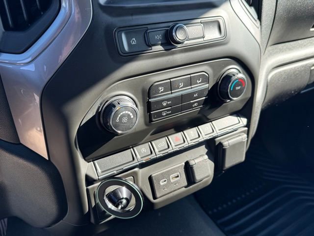 Used 2021 Chevrolet Silverado 1500 Custom image 26