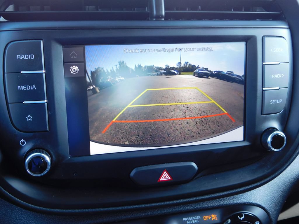 Used 2025 Kia Soul LX w/ LX Technology Package FWD image 33