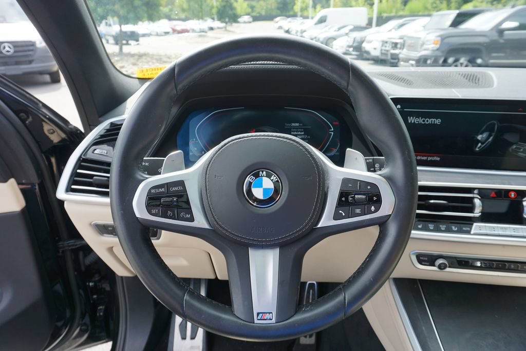 Used 2022 BMW X5 sDrive40i w/ M Sport Package RWD image 16