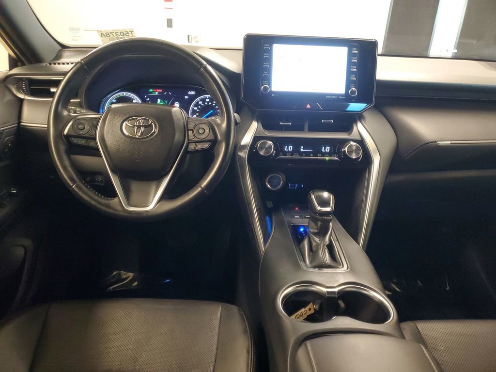 Used 2021 Toyota Venza XLE w/ Softex Package image 10