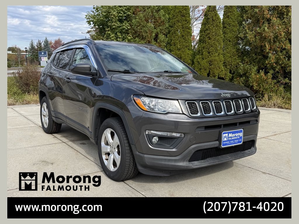 Used 2019 Jeep Compass Latitude w/ Cold Weather Group AWD/4WD image 1